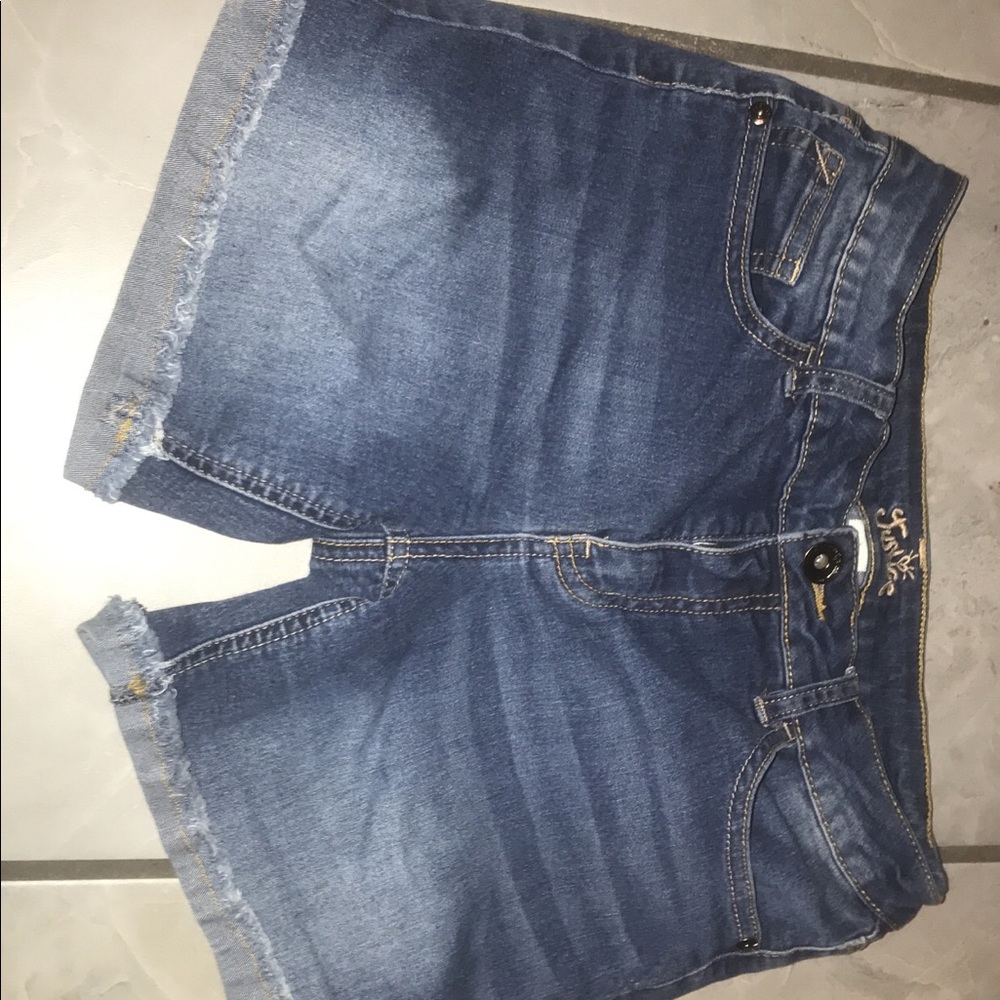 Shorts - Picture 2 of 2